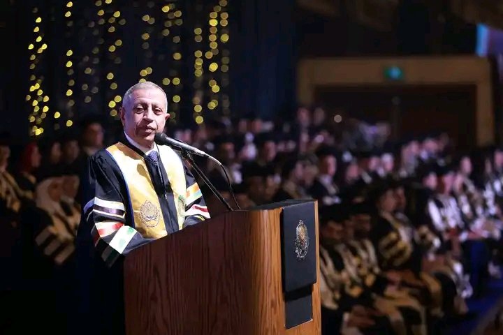 حفل تخريج دفعة جديدة من طلبة كلية الدراسات العليا لـ الأكاديمية العربية