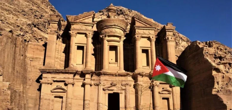 الدخل السياحي