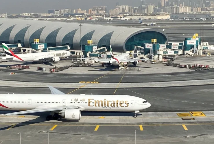 مطار دبي